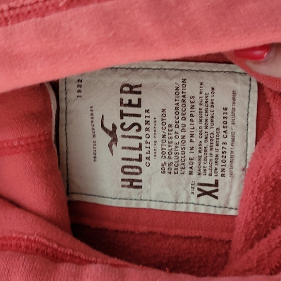 Sweater from Hollister size XL the color is pink - Picture 3 of 3